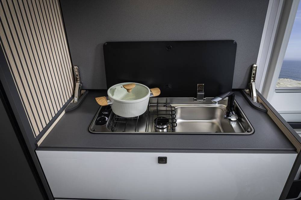 csm_Fendt-Caravan_TiffanyS_Cuisine01_342f81d140