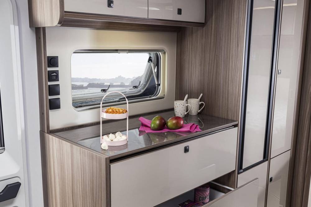csm_Fendt-Caravan_Larimar_Cuisine_teaserBig_17f00ca8fc