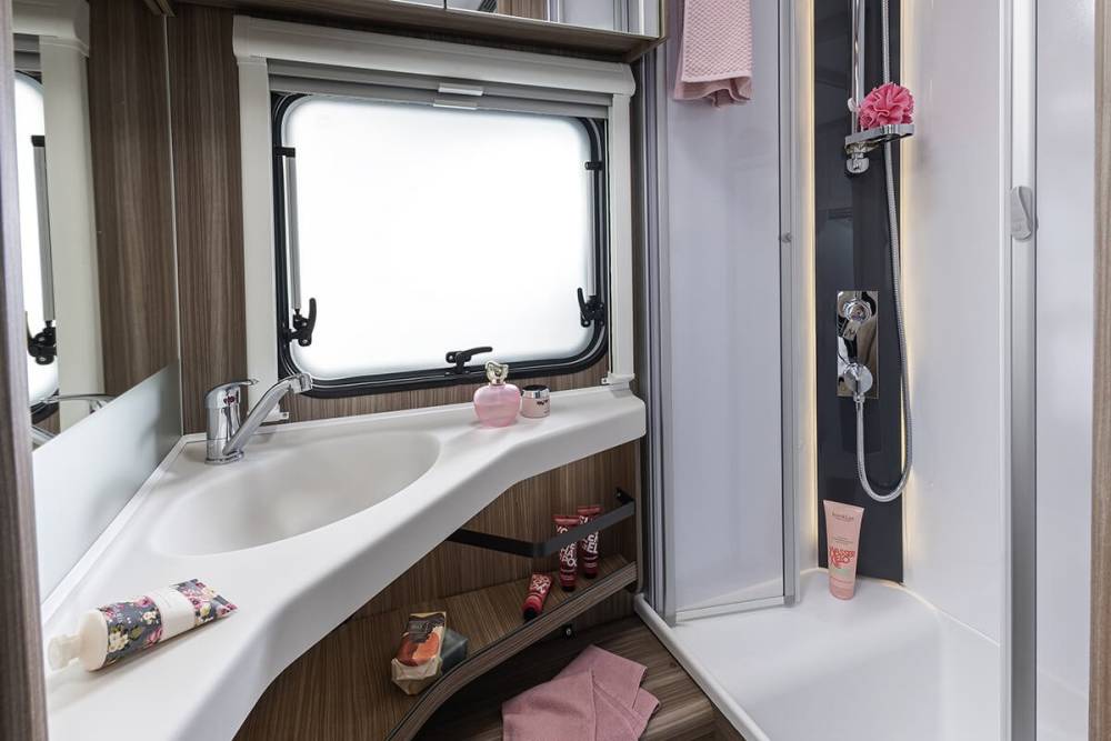 csm_Fendt-Caravan_Larimar_Cabinet-de-toilette01_651f1986b1
