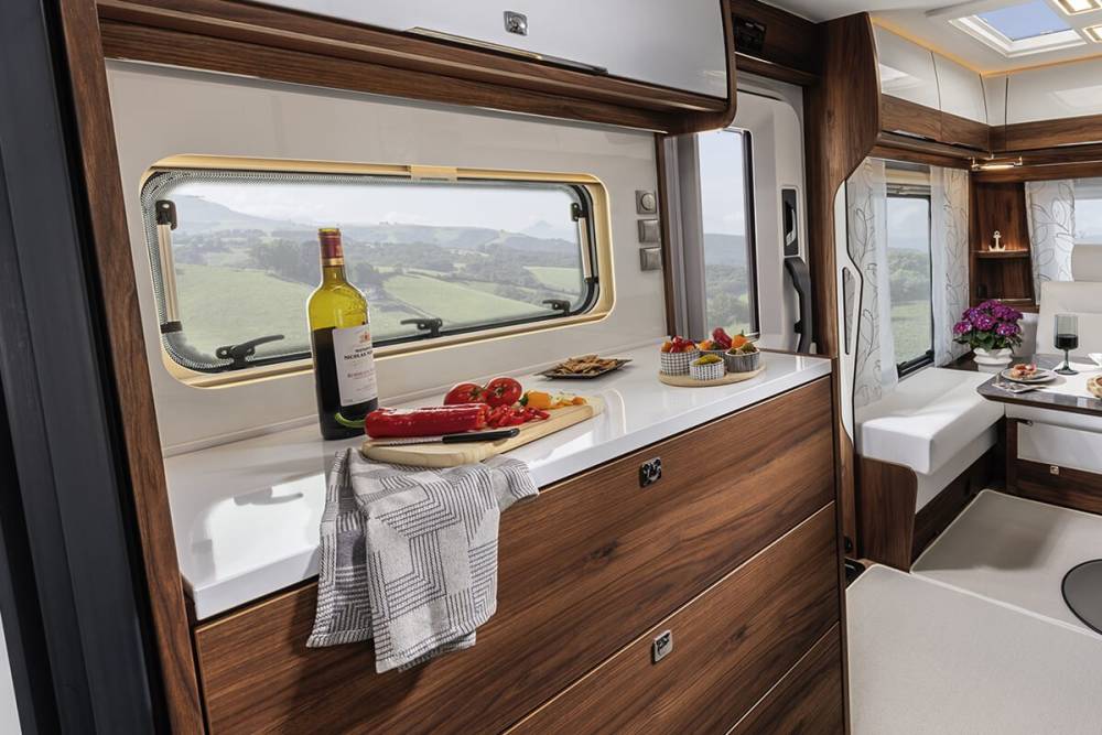 csm_Fendt-Caravan_Diamant_Cuisine01_59611321e2